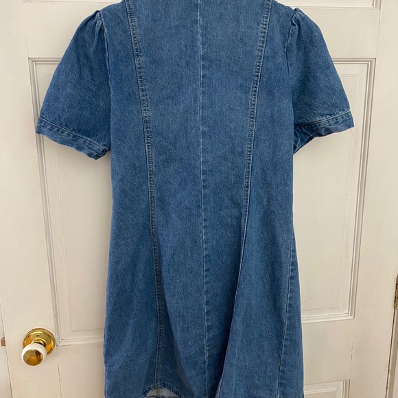 Chic Denim Bow-Tie Dress | Puff Sleeves | Button-Down | Cottagecore/Western - Picture 3 of 5